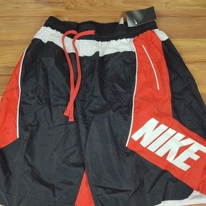 Nike Sportswear NSW Throwback Basketball Shorts Si